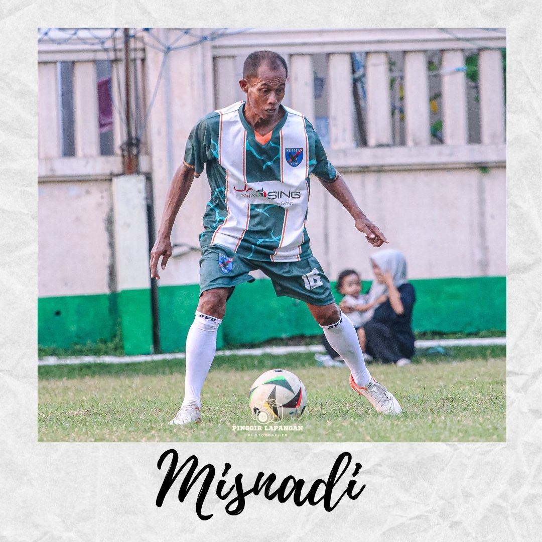 Misnadi saat tampil di Pesawad Cup U50 di Lapangan Wedoro, Waru, Sabtu (19/7/2025).